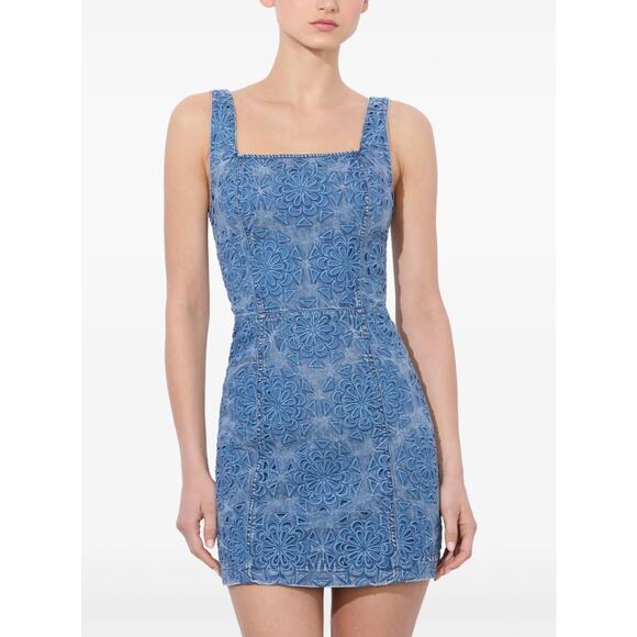 ALICE + OLIVIA Maryann Eyelet Embroider Denim Dress Avery Blue Sz 4 NWT $495 Q35 - Picture 7 of 8